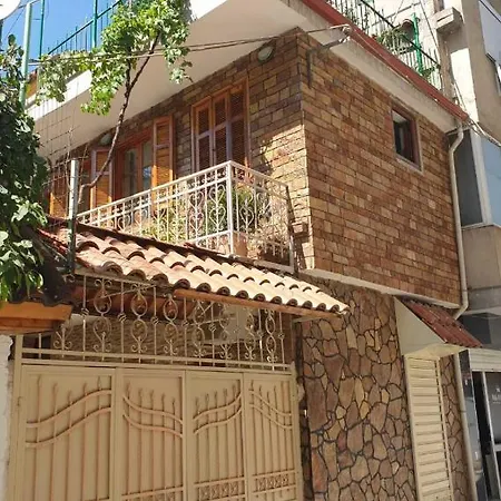 Gasthof Jordhani's House Korce