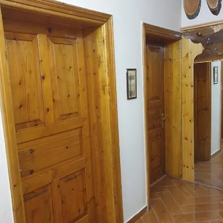 Jordhani's House